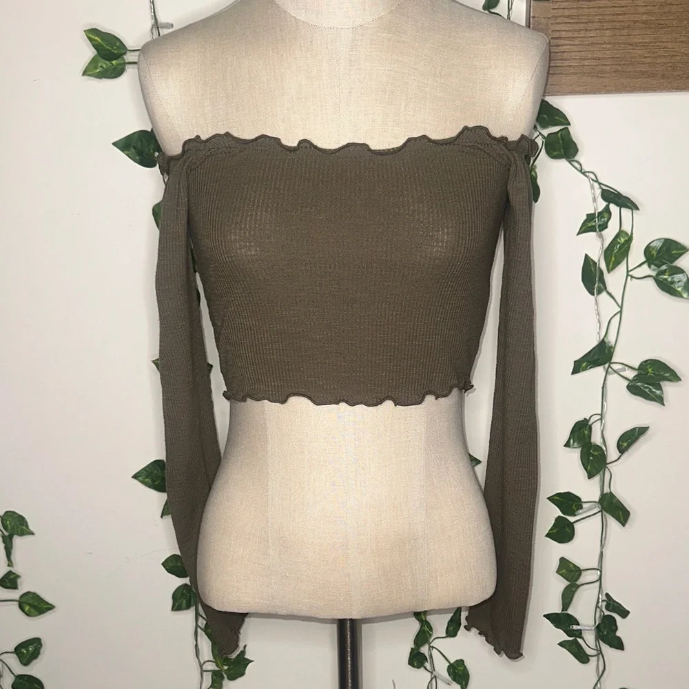 Garage Cropped Scalloped Off The Shoulder Longsleeve Top